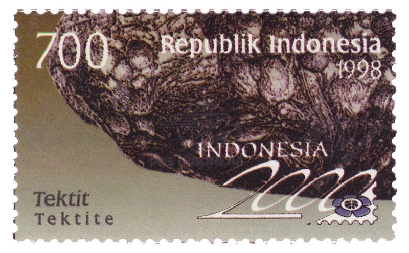 Tektite